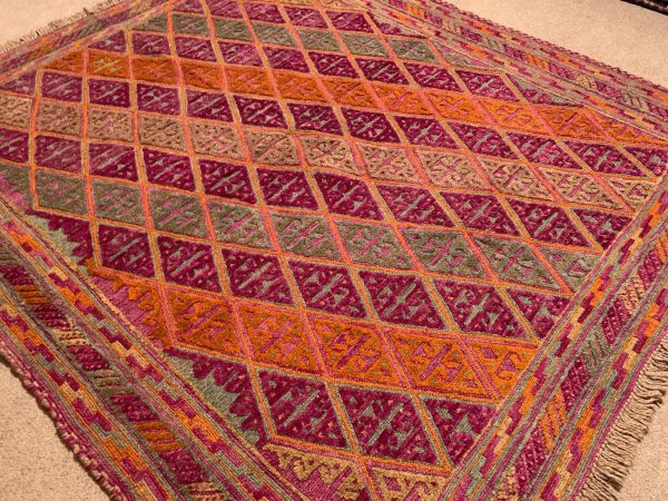 Afghan Kilim Rug 4.11x5.9 Ft Pink Wool Handwoven Vintage - Image 9