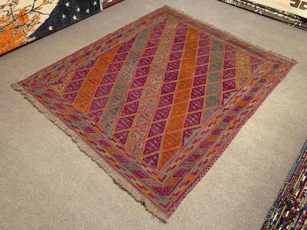 Afghan Kilim Rug 4.11x5.9 Ft Pink Wool Handwoven Vintage - Image 2