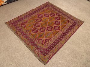 Vintage Afghan Handmade Wool Kilim Runner Rug 2.7x8.7 ft - Close-Up